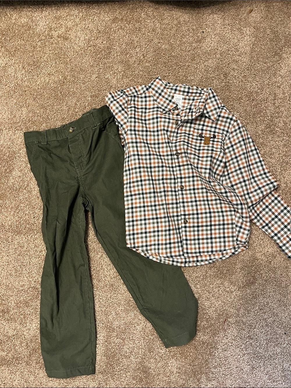 Carter's Plaid Button-Up Shirt in White, Black, Brown